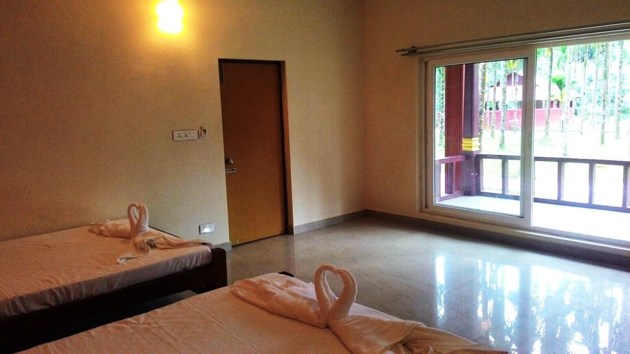 La Flora Prakruth Resort Coorg Madikeri Kültér fotó