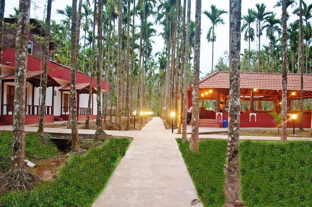La Flora Prakruth Resort Coorg Madikeri Kültér fotó