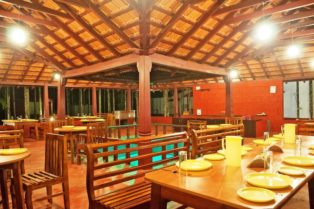 La Flora Prakruth Resort Coorg Madikeri Kültér fotó