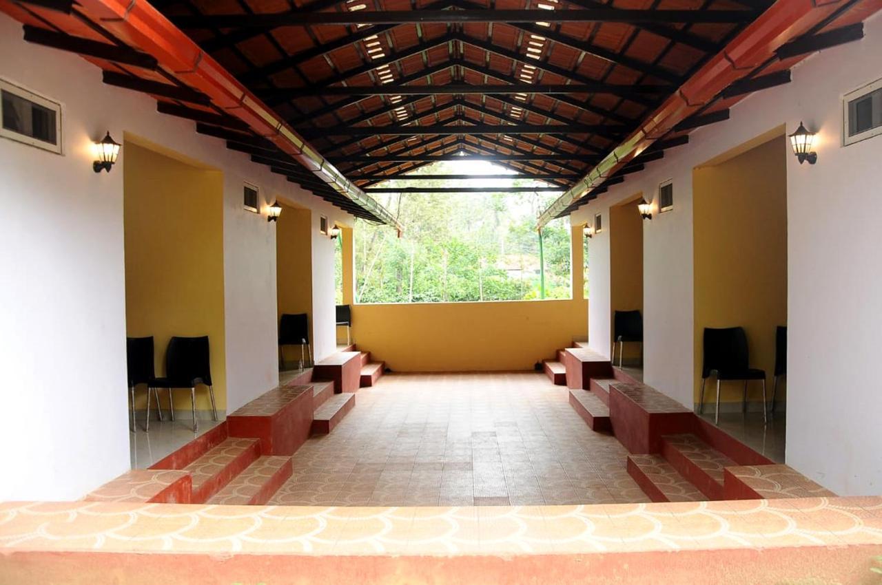 La Flora Prakruth Resort Coorg Madikeri Kültér fotó